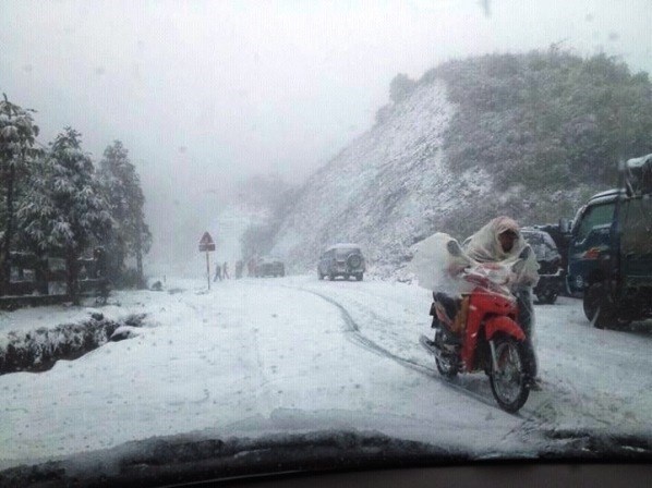 Chay ve di Lao Cai xem tuyet roi hinh anh