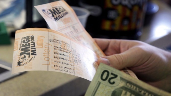 2 ve dau tien 'giat' giai xo so 636 trieu USD tai My hinh anh