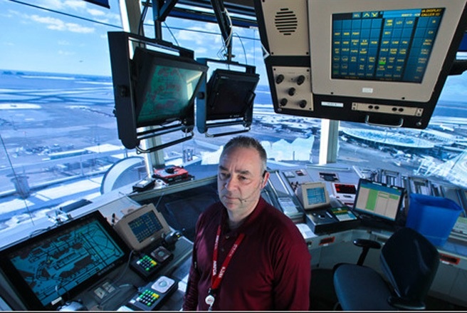 Khong hoc dai hoc, lam gi o My de co luong cao? hinh anh