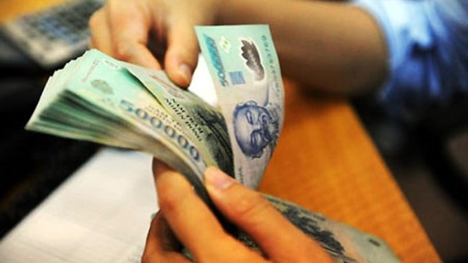 Ong lon ngan ngai cong khai thuong Tet hinh anh