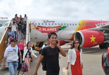 Dai ly moc tui khach hang bang ve may bay dom hinh anh