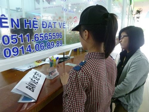 Gia ve xe Tet Giap Ngo 2014 tang ky luc den 60% hinh anh