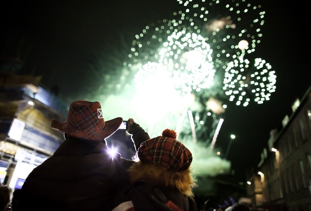 Le don nam moi 2014 co the bi cam o mot so nuoc hinh anh