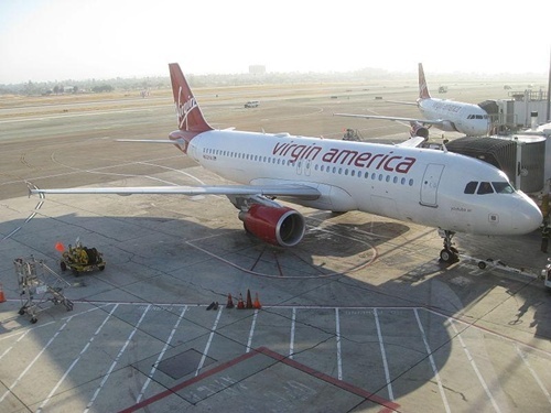 4 hang hang khong tot nhat cho doanh nhan nam 2014 hinh anh