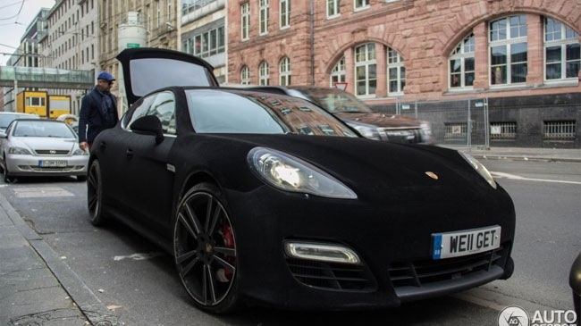 Porsche Panamera GTS phu nhung doc dao hinh anh