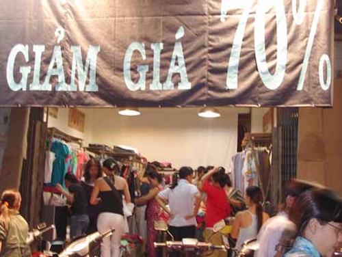 1.001 chieu tro xa hang cuoi nam hinh anh