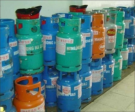 Gas giam 43.000 dong/binh 12kg ngay dau nam hinh anh