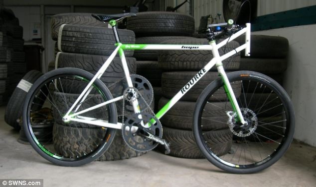 Ngam sieu xe dap dia hinh nhanh nhat the gioi hinh anh