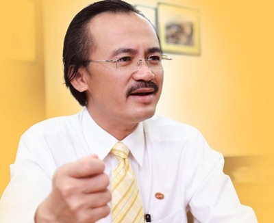 Bau Thang noi ve 'nga re' voi KienLongBank hinh anh