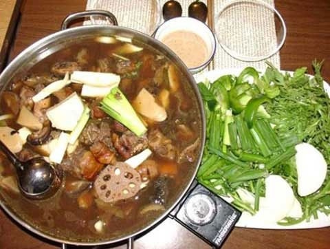 Cong nghe che lau de tu nam lon, thit cho tam hoa chat hinh anh