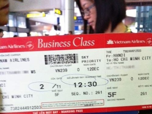 Vietnam Airlines lat tay manh lua dao ve may bay Tet hinh anh