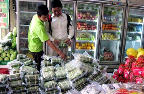 Dac san kho ban, xep dong o Sai Gon hinh anh