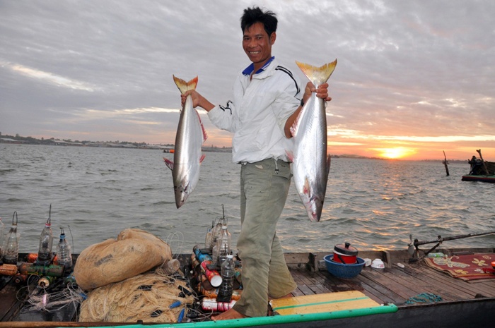 Nguoi mien Tay vao mua hot tien trieu tu ca bong lau hinh anh