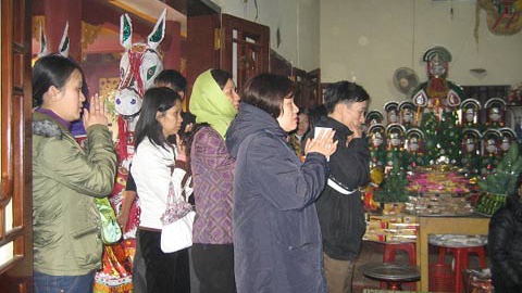 Chi tien ty moi thay ngoai cung giai han hinh anh