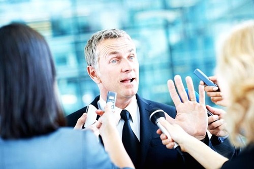 10 cong viec can than kinh thep tai My hinh anh