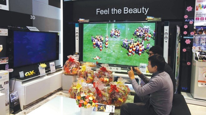 Buon thiu nhung mat hang tien ty hinh anh