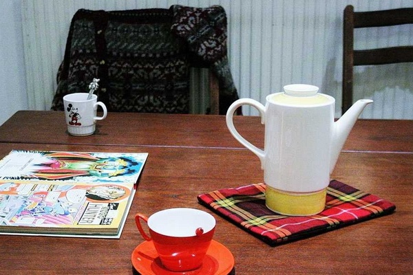 Quan ca phe mien phi moi thu, chi tinh tien cho ngoi hinh anh