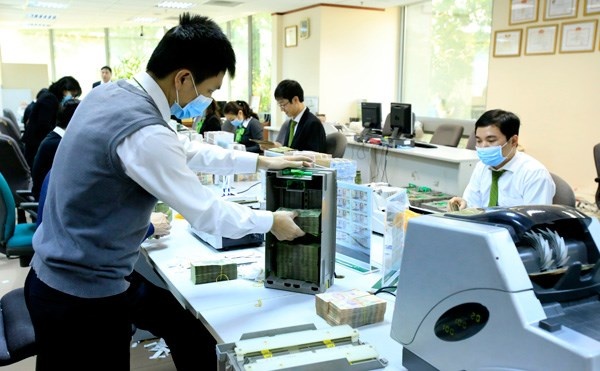 Vao 'thu phu' ATM ke chuyen tien hinh anh