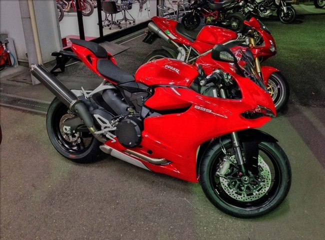 Nguoi Nhat lai 'pha' Ducati 899 Panigale hinh anh