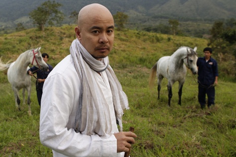 Thu choi ngua ngoai cua 'vua' ca phe Trung Nguyen hinh anh