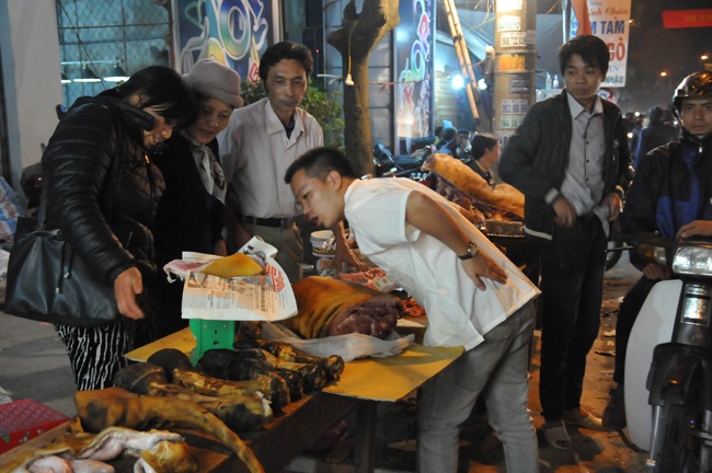 Mon gi dat khach nhat cho Vieng? hinh anh