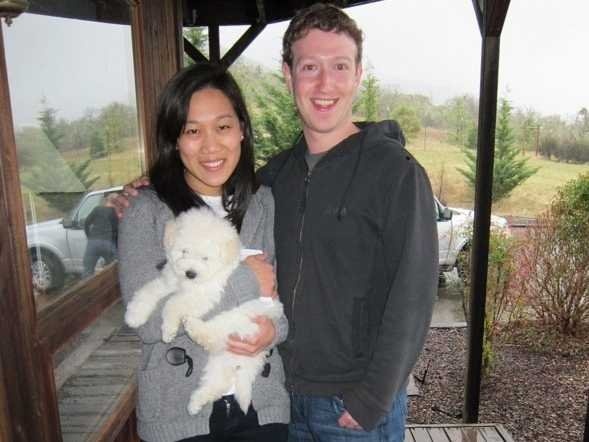 Mark Zuckerberg chi gan 1 ty USD lam tu thien nam 2013 hinh anh