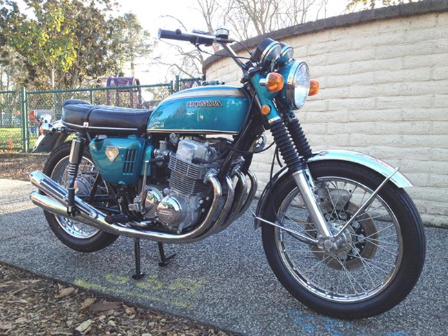 Can canh Honda CB750 doi 1969 gia soc hinh anh