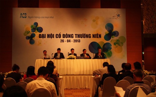 ACB, tu dinh cao den buoc ngoat Huyen Nhu hinh anh