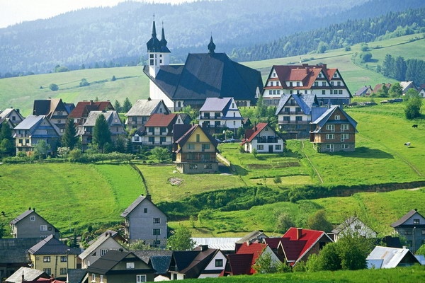 Sau My va Campuchia, Vinamilk lap cong ty o chau Au hinh anh