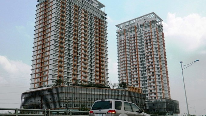 Goi 30.000 ty chua xong, goi 100.000 ty lai den? hinh anh