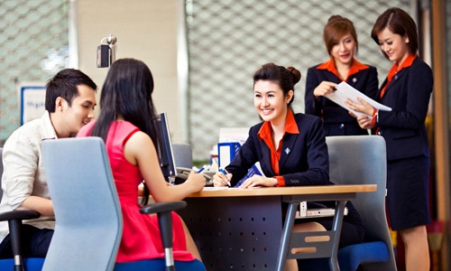 Thu nhap ca nam cua mot nhan vien Sacombank hon 185 trieu hinh anh