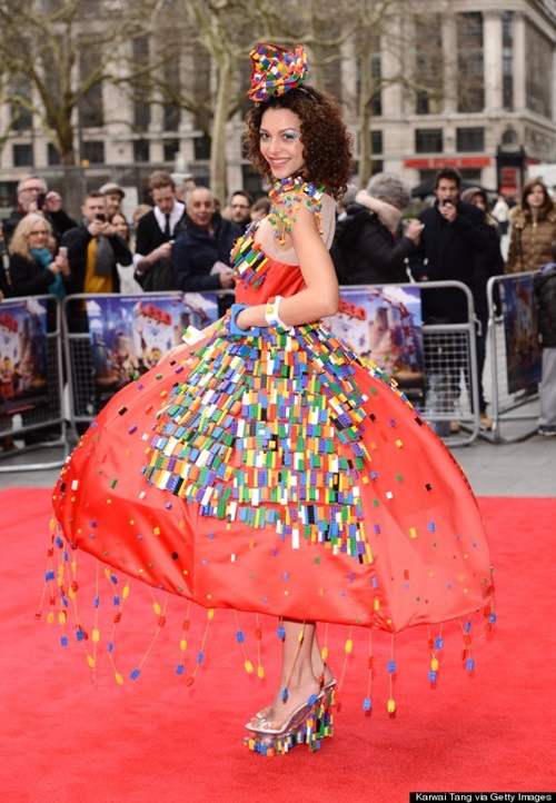 11 su that thu vi ve do choi Lego hinh anh