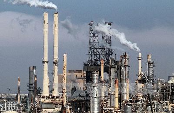 Tinh hinh My va Ukraine khien gia dau tiep tuc tang hinh anh