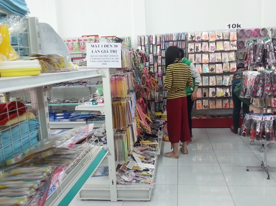 Vi sao hang Trung Quoc duoc chuong o Viet Nam? hinh anh