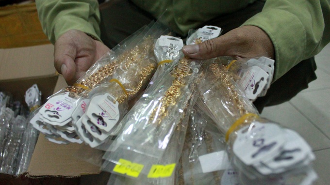 Nu trang Trung Quoc chua chat doc hai hinh anh