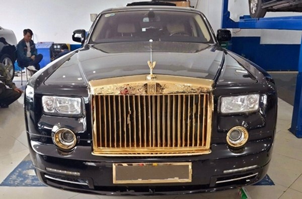 Rolls-Royce Phantom do vang 24k o Ha Noi hinh anh