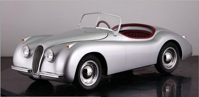 Nhung 'sieu xe do choi' gia cat co nhat hinh anh