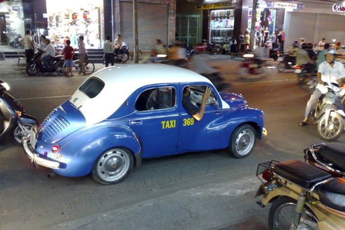 Nguoi Sai Gon xua kinh doanh taxi nhu the nao? hinh anh