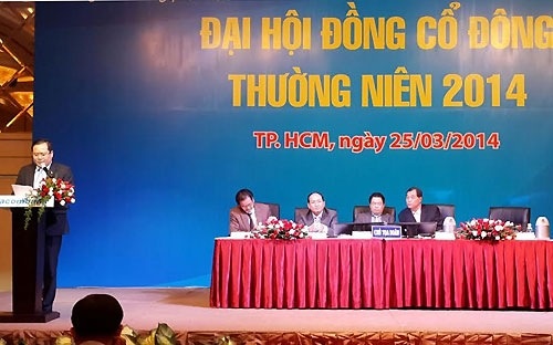 Co dong Sacombank phan doi sap nhap hinh anh