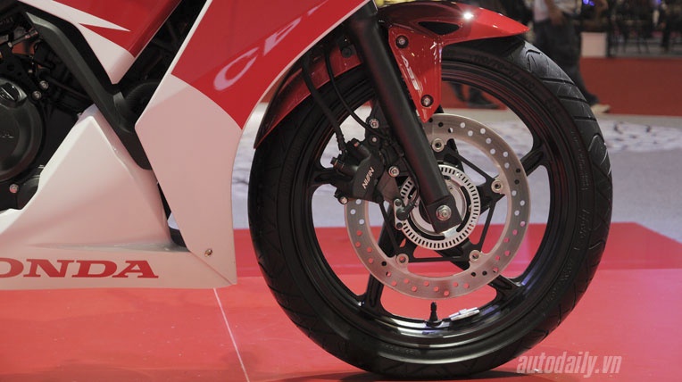 CBR300R là sản phẩm  toàn cầu được Honda phát triển nhắm đến thị trường Trung Quốc và châu Âu hay các quốc gia khu vực Đông Nam Á như Thái Lan, Malaysia.