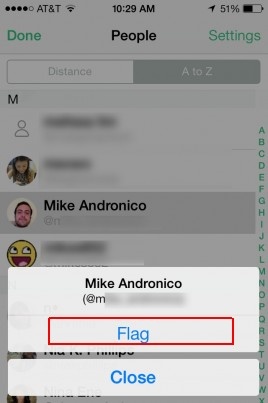 9. Nhấn vào chữ Flag trong cửa sổ hiện ra. Từ nay, bạn sẽ nhận được cảnh báo mỗi khi người này đang ở một khoảng cách nhất định (có thể cài đặt) với bạn. Nếu muốn thay đổi khoảng cách, chọn “Settings” ở bước số 7.