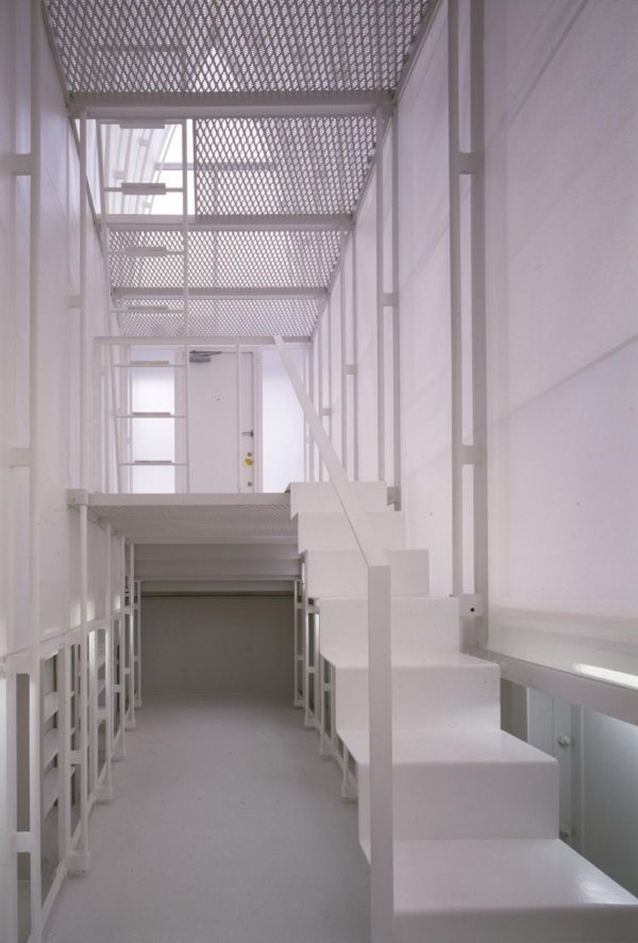 Cầu thang siêu nhỏ trong ngôi nhà.