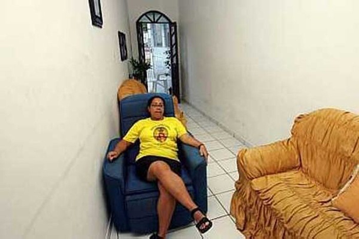 Nội thất trong nhà đều được thiết kế riêng.