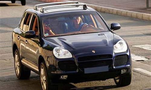 Một chiếc SUV hạng sang nữa của gia đình Becks - Audi Q7