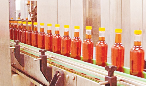 Nuoc mam thuong hang 15.000 dong/chai? hinh anh