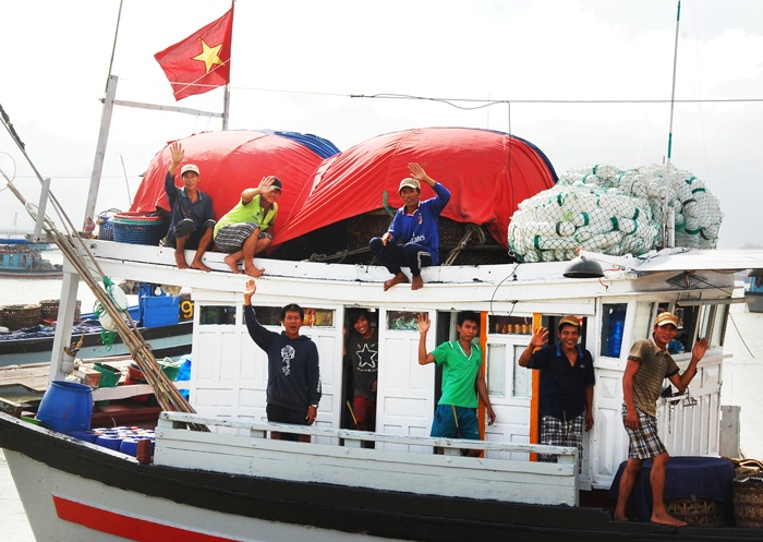 Tạm biệt đất liền.