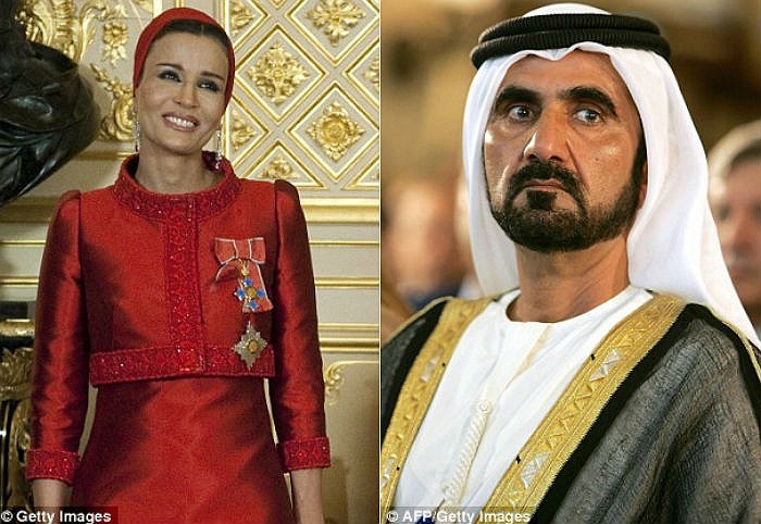 Thành viên hai hoàng gia thuộc nhóm giàu nhất thế giới là Qatar (trái) và Dubai đang đối đầu nhau trong cuộc chiến trả giá để sở hữu tấm biển quảng cáo đắt tiền này. 