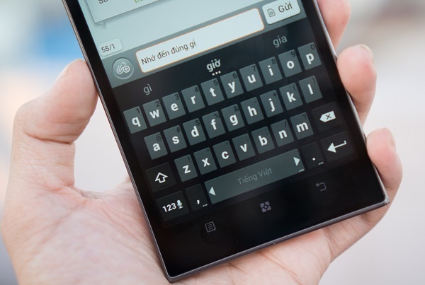 Laban Key cũng tích hợp bộ tiên đoán chữ giúp tiết kiệm thời gian nhập liệu cho người dùng smartphone