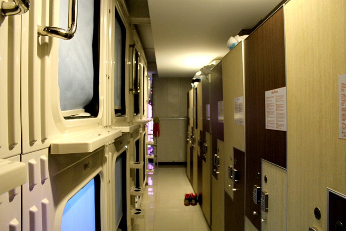 Phòng vệ sinh được trang bị hiện đại và có sự khác biệt giữa phòng vệ sinh cho nam và nữ.