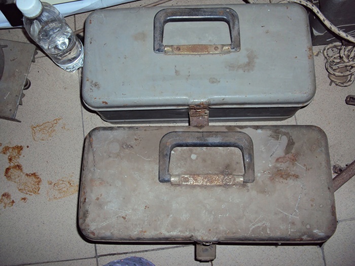 17.	Hay không thể quên món đồ nghề của những người Lính Nga.